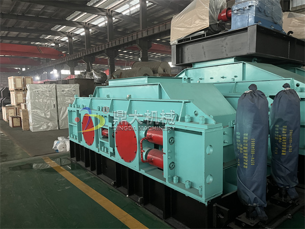 花崗巖液壓對輥制砂機 花崗巖液壓對輥制砂機