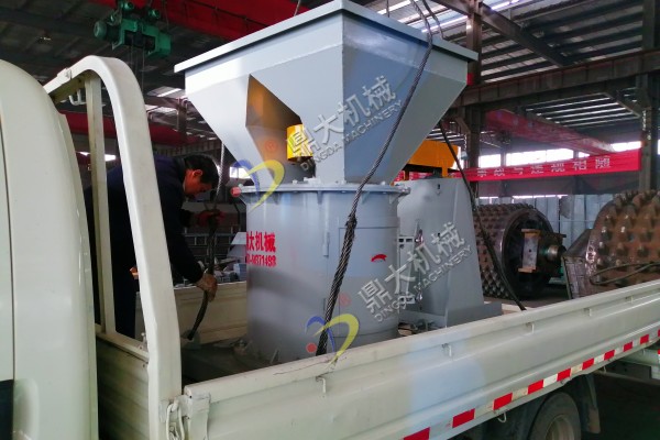 立式濕料粉碎機 立式濕料粉碎機